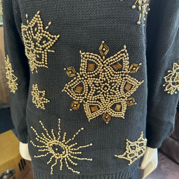 Stunning Vintage Beaded Sweater - Picture 4 of 8